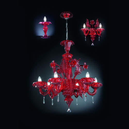 Red Venetian chandelier with Chrystal pendants.